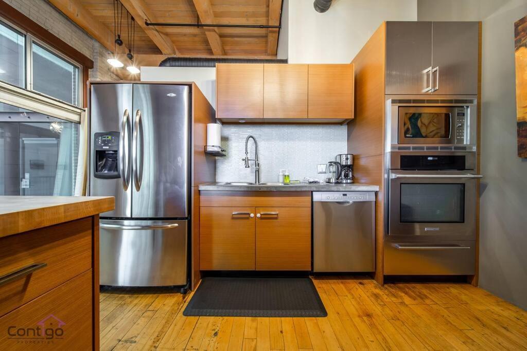 אדמונטון Historic Jd Loft, Near Ice District, Rogers Place, Ug Parking מראה חיצוני תמונה