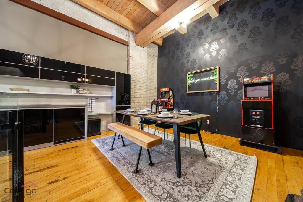 אדמונטון Historic Jd Loft, Near Ice District, Rogers Place, Ug Parking מראה חיצוני תמונה