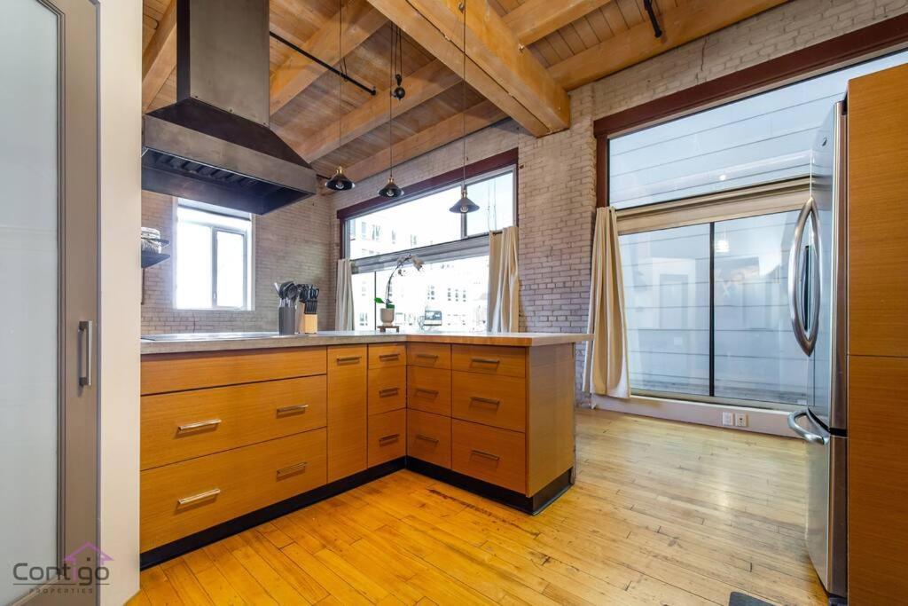 אדמונטון Historic Jd Loft, Near Ice District, Rogers Place, Ug Parking מראה חיצוני תמונה
